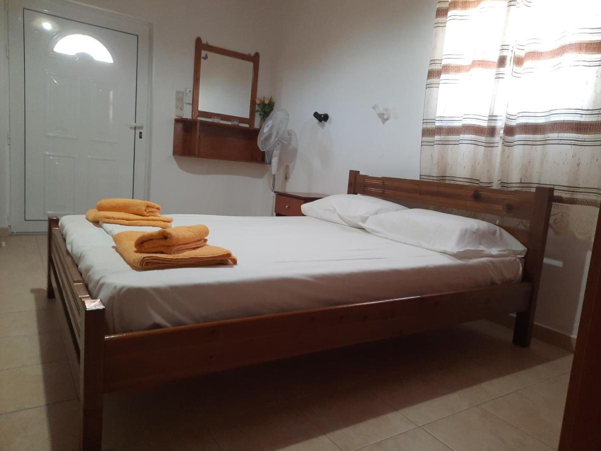 Voula Beach Léntas Екстериор снимка